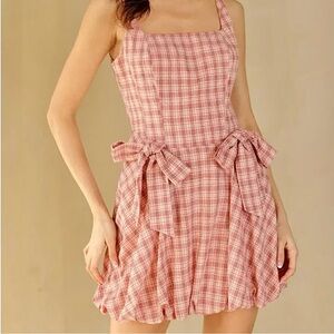 NWT STORIA Bubble Balloon Hem Dress
